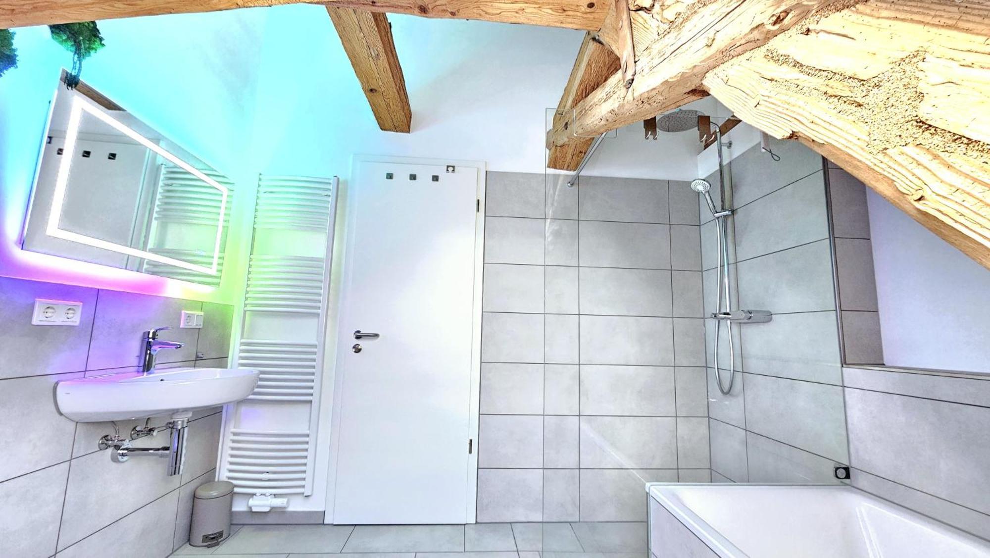 Wood World Luxury - Massage - Bergblick - Tranpolin- Parken Apartman Markdorf Kültér fotó