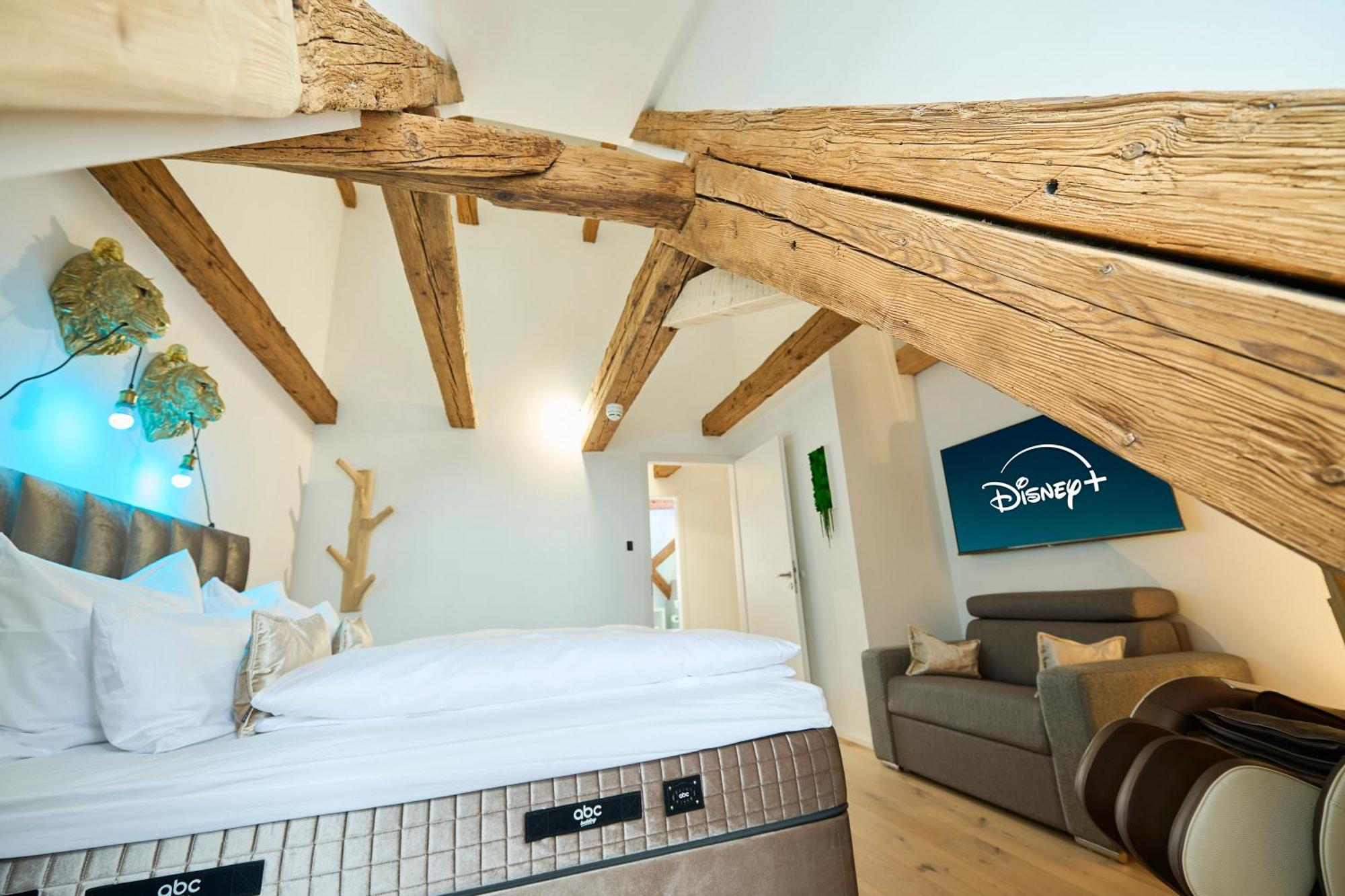 Wood World Luxury - Massage - Bergblick - Tranpolin- Parken Apartman Markdorf Kültér fotó